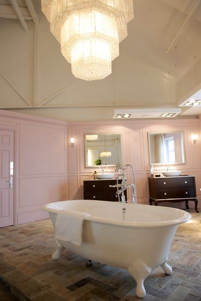 Bespoke Chandelier Victoria + Albert Baths (London - Chelsea Harbour)